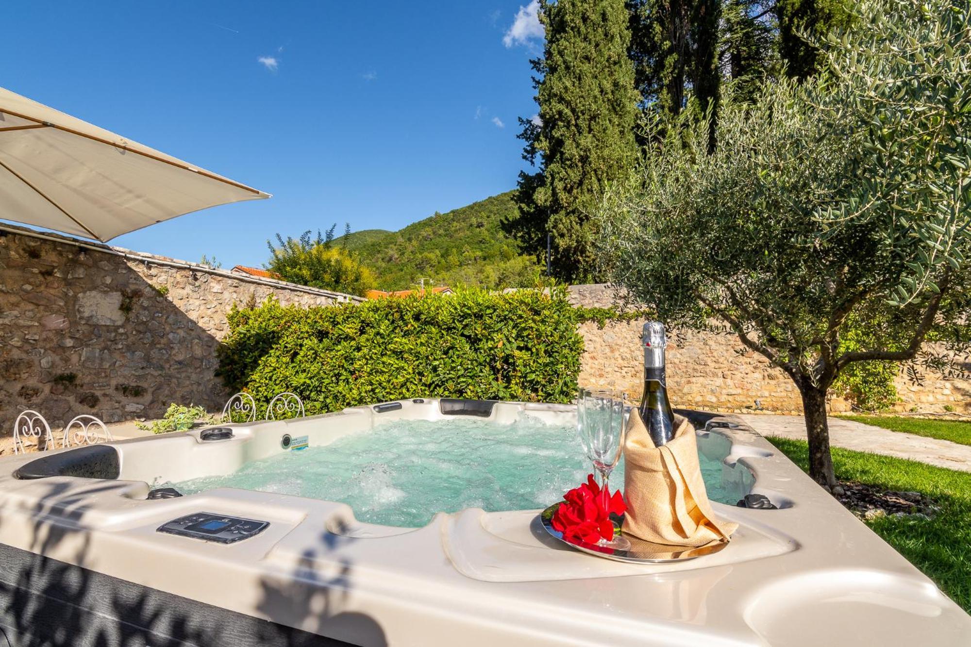 SantʼAnatolia di Narco Ex Convento Santa Croce-Country Resort מראה חיצוני תמונה